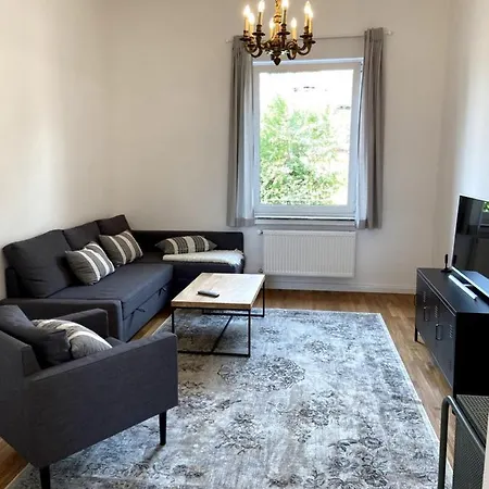 Wunderschoene Sanierte Vor Den Toren Koelns Appartement