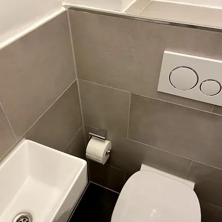 Appartement Wunderschoene Sanierte Vor Den Toren Koelns