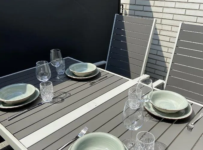 Wunderschoene Sanierte Vor Den Toren Koelns Appartement