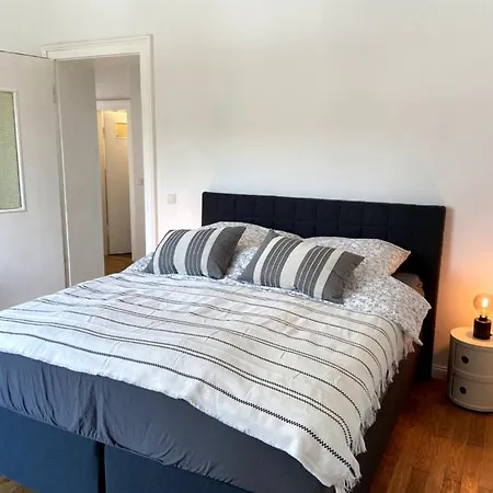 Wunderschoene Sanierte Vor Den Toren Koelns Köln