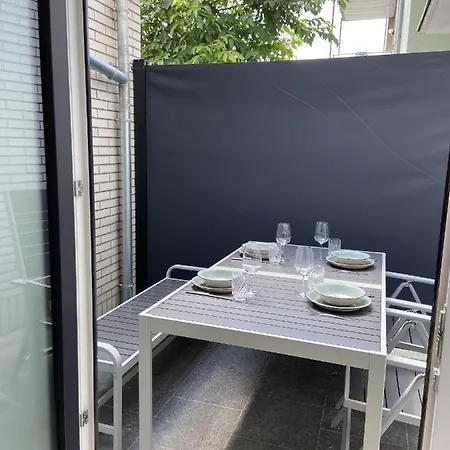 Wunderschoene Sanierte Vor Den Toren Koelns Apartment *