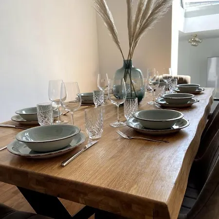 Apartment Wunderschoene Sanierte Vor Den Toren Koelns