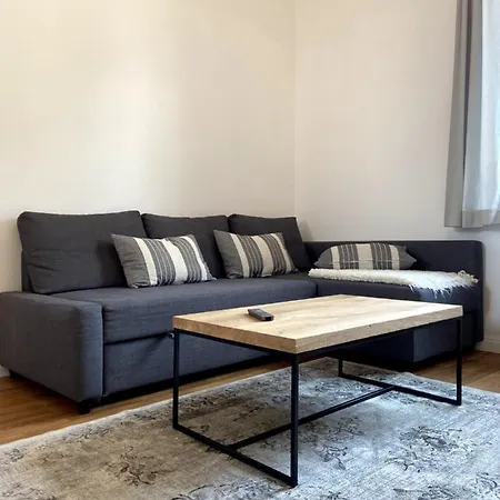 Apartment Wunderschoene Sanierte Vor Den Toren Koelns *
