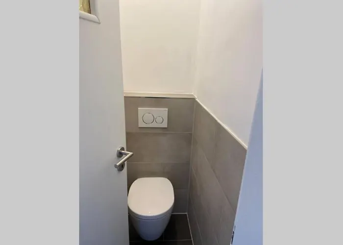 Wunderschöne Sanierte Vor Den Toren Kölns Apartment *