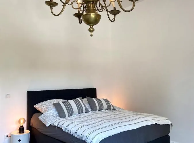 Wunderschoene Sanierte Vor Den Toren Koelns *