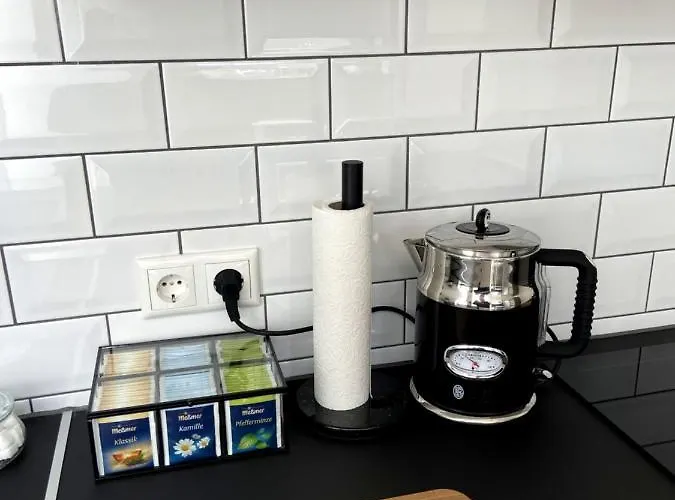 Wunderschoene Sanierte Vor Den Toren Koelns Lejlighed Köln